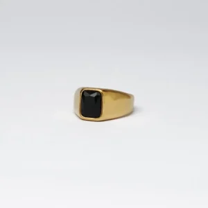 Onyx Squared Signet Ring - Gold