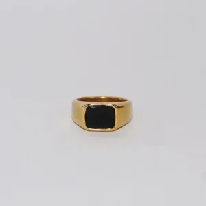 Simple Onyx Signet Ring - Gold