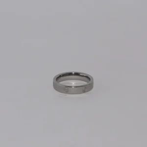 Titan Screw Ring - Silver